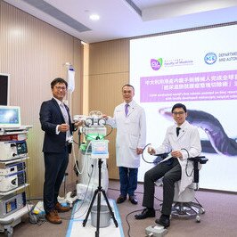 CUHK conducts world’s first robotic-assisted en bloc resection of bladder tumour with locally developed endoscopic surgical robotic system